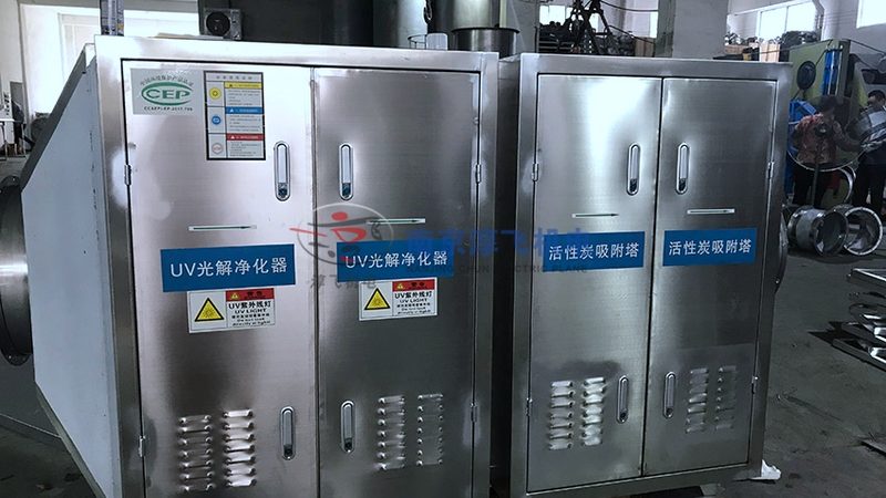 喷淋塔安装，环保设备安装的精细工程